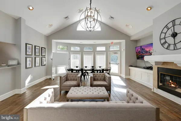 $280,000 | 12919 Alton Square, Unit 212, Herndon, VA 20170