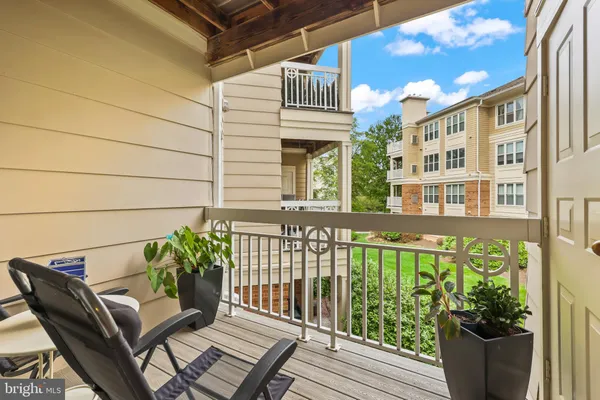 $280,000 | 12919 Alton Square, Unit 212, Herndon, VA 20170