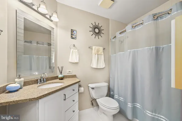 $280,000 | 12919 Alton Square, Unit 212, Herndon, VA 20170