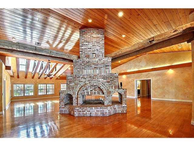 13825 Luray Road Southwest Ranches, FL 33330 - Photo 3 of 23 Family/Great Room