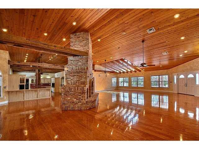 13825 Luray Road Southwest Ranches, FL 33330 - Photo 5 of 23 Family/Great Room