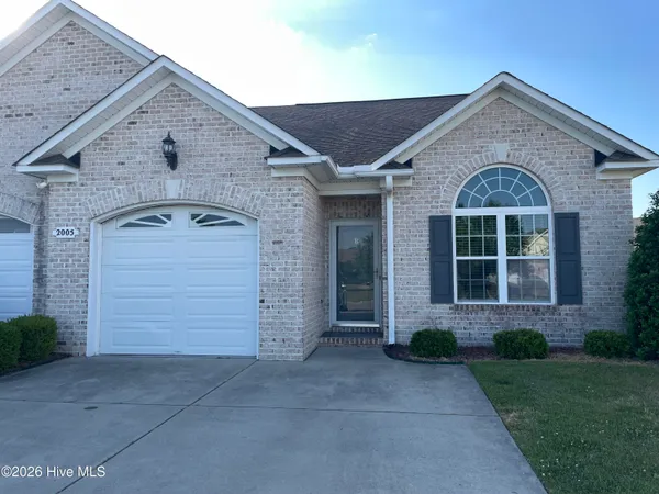 $1,700 | 2005 Croyden Circle, Unit B, Greenville, NC 27834