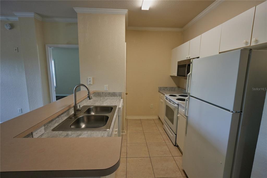 3757 Conroy Road, Unit 2531 Orlando, FL 32839 - Photo 12 of 23