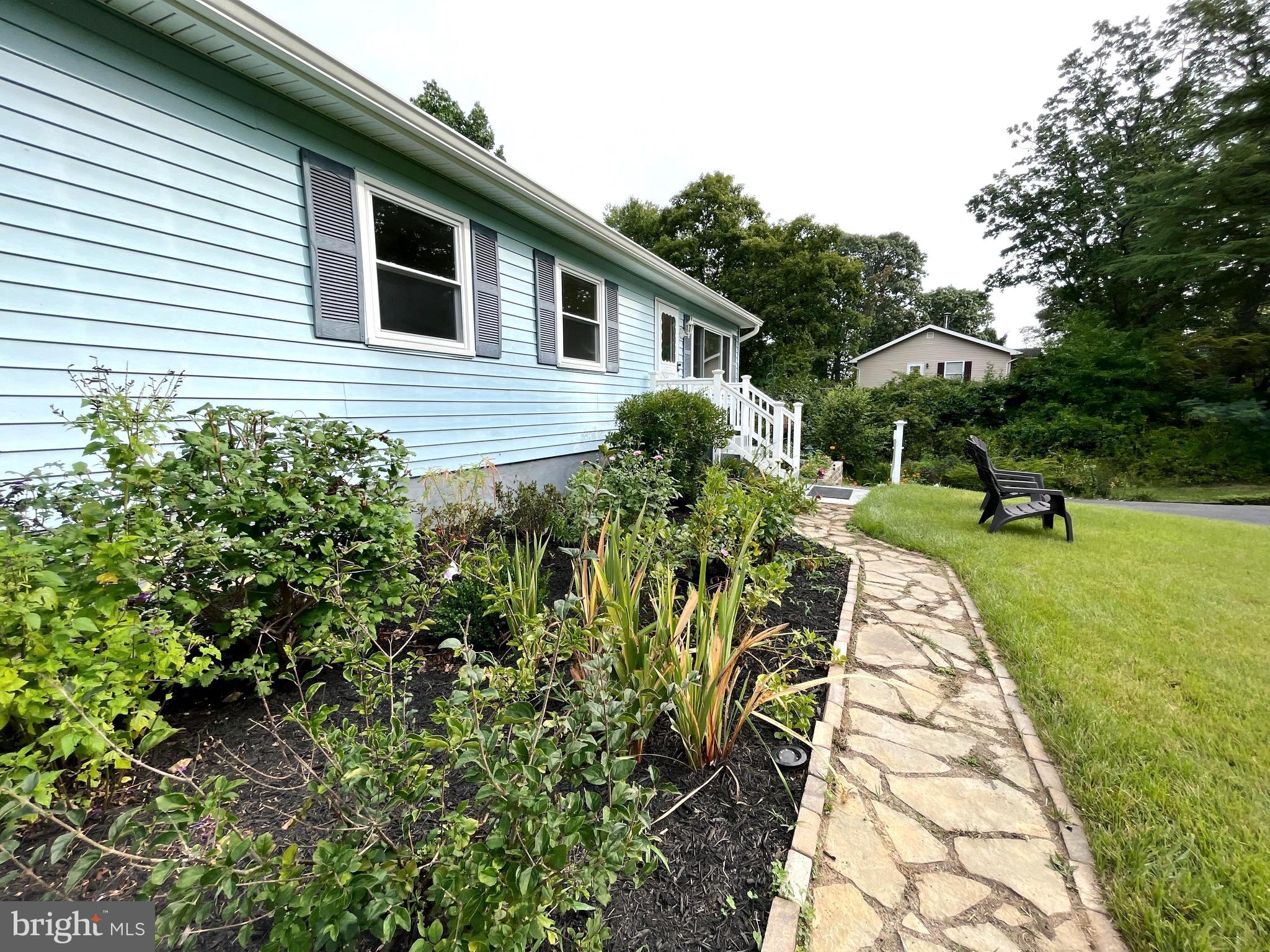 982 Shore Acres Road Arnold, MD 21012 - Photo 4 of 26 a aerial view of a house with a yard