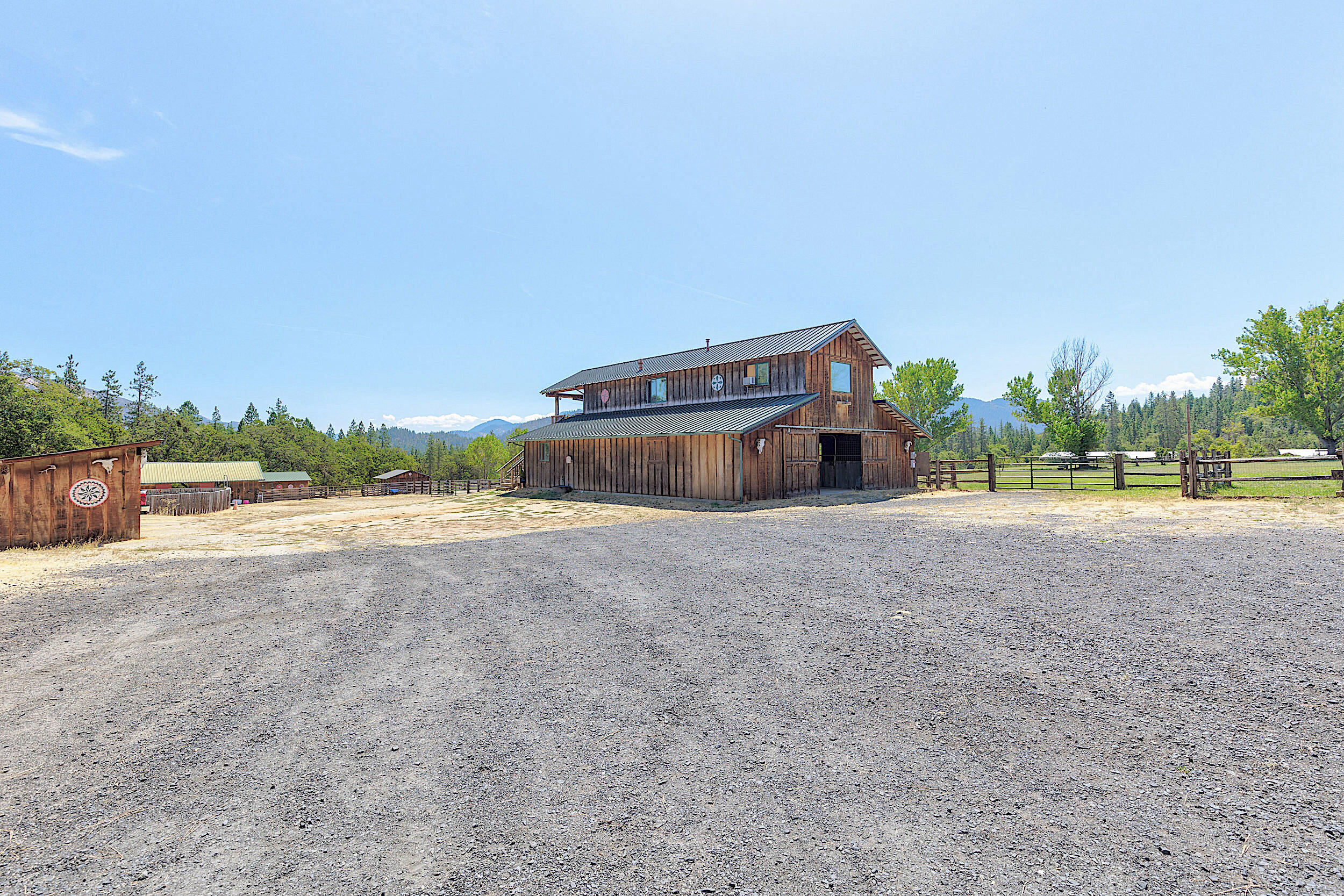 13615 Water Gap Road Williams, OR 97544 - Photo 30 of 75 Gallery Image 30
