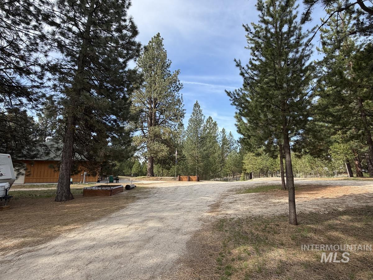 7 Carey Way Cascade, ID 83611 - Photo 36 of 43
