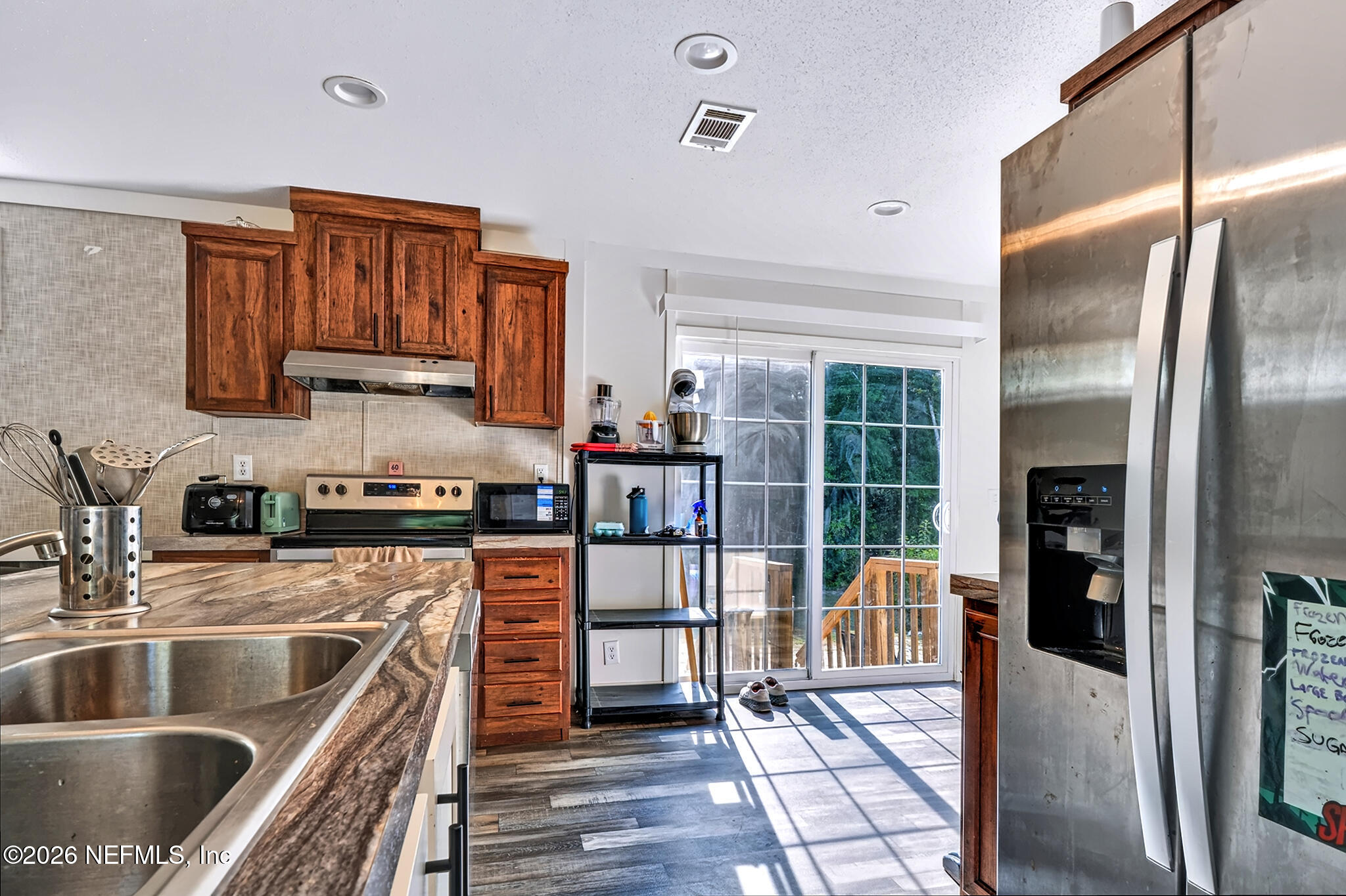 117 Gas Easement Road Interlachen, FL 32148 - Photo 26 of 52 Gas Easement Rd kitchen - 6