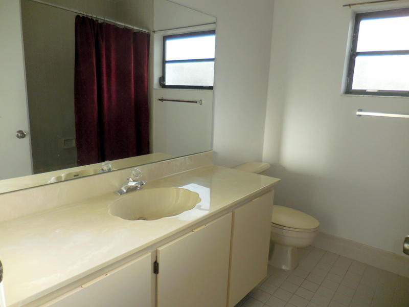 8067 Hiddenview Terrace Boca Raton, FL 33496 - Photo 14 of 24 DSCN0055