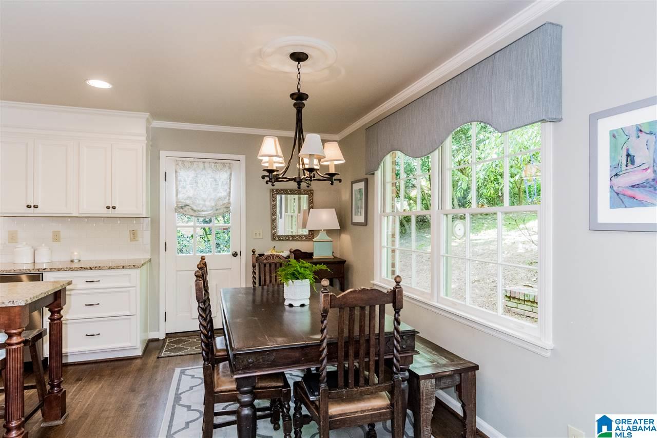 3016 Ryecroft Road Mountain Brook, AL 35223 - Photo 9 of 33
