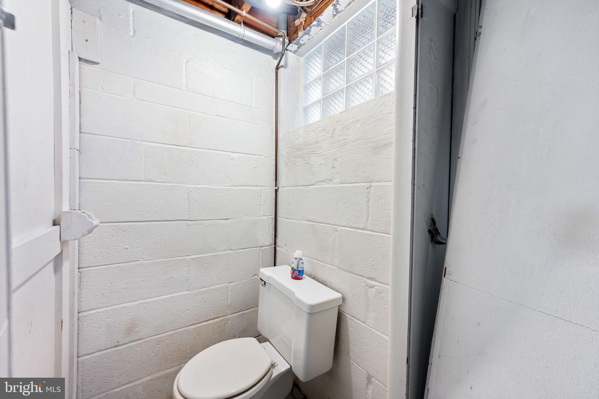7849 Harold Road Baltimore, MD 21222 - Photo 25 of 31
