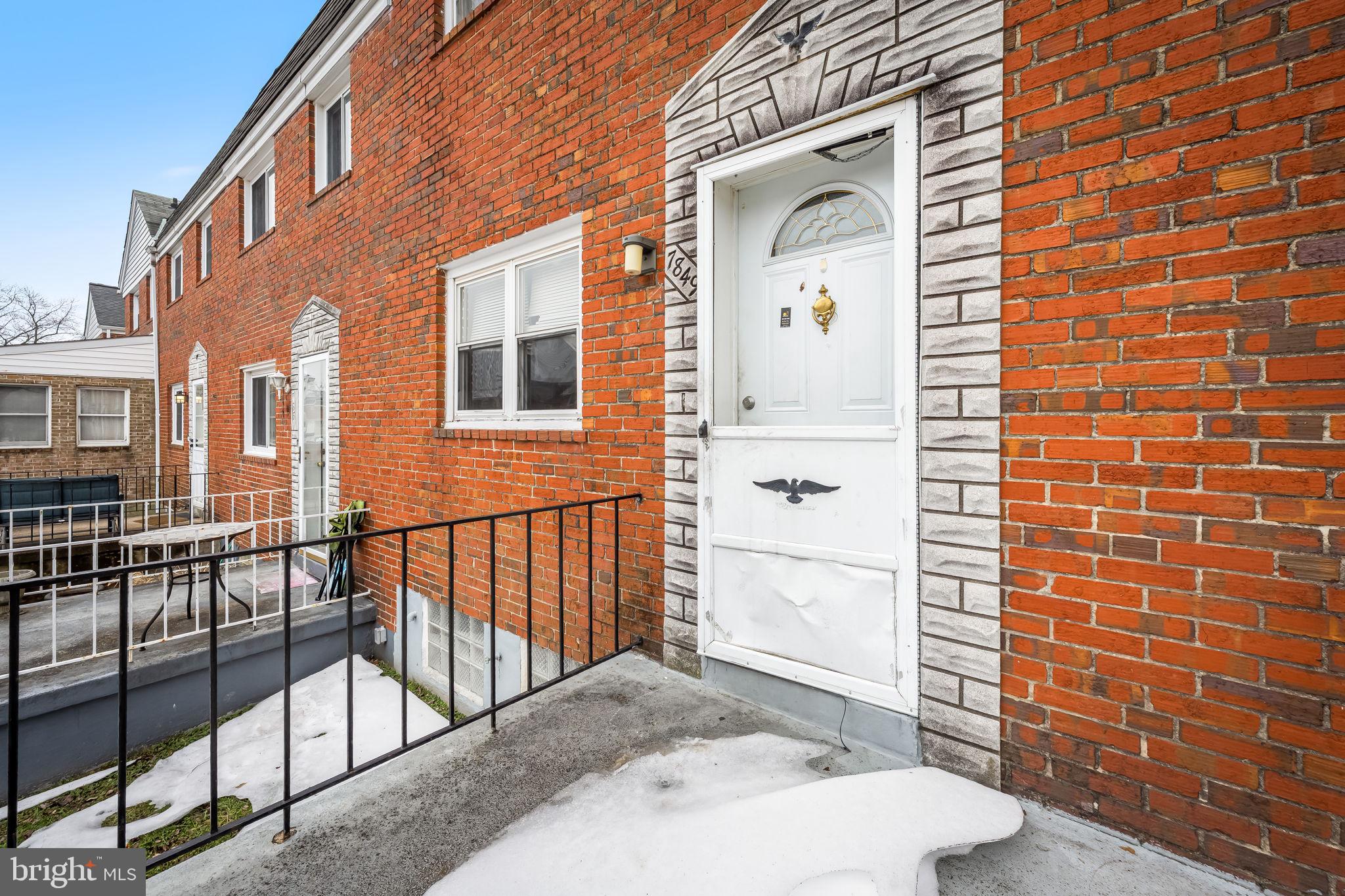 7849 Harold Road Baltimore, MD 21222 - Photo 4 of 31