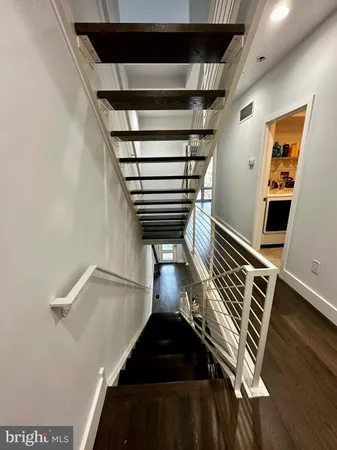 $3,775 | 819 North 5th Street, Philadelphia, PA 19123