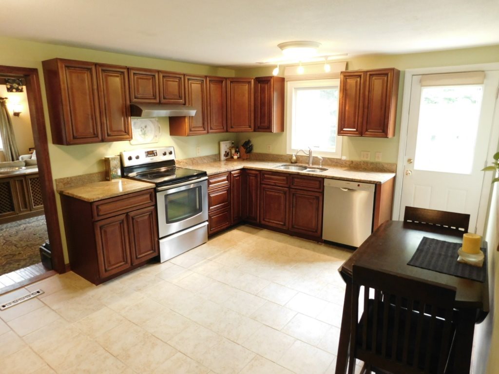 100 Pine Hill Road Berwick, ME 03901 - Photo 16 of 30 Gallery Image 16