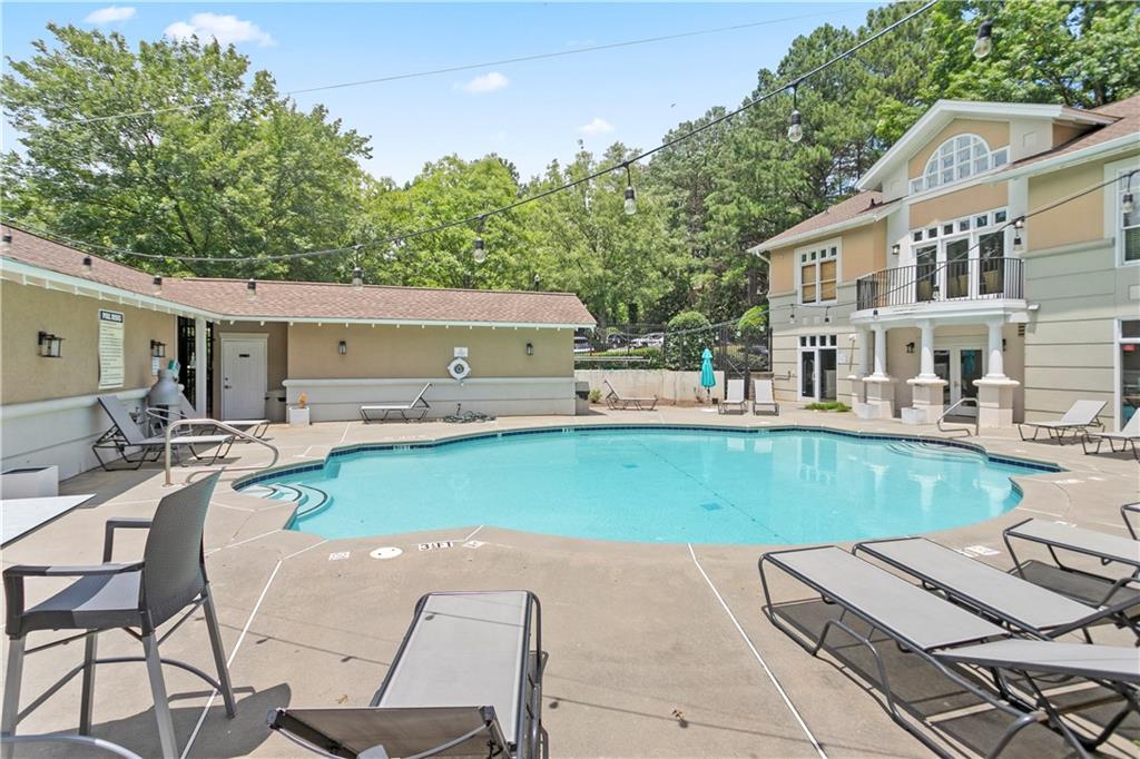 2700 Pine Tree Road Northeast, Unit 2303 Atlanta, GA 30324 - Photo 22 of 25