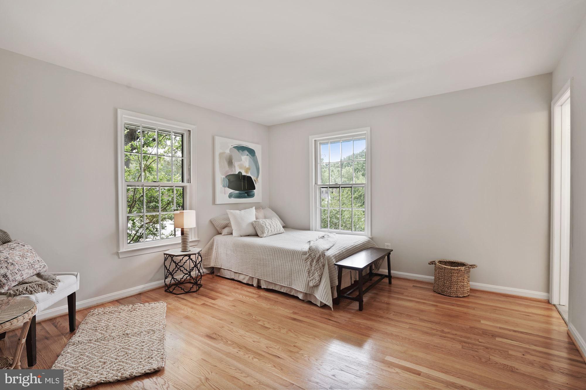 2104 Old Stage Road Alexandria, VA 22308 - Photo 22 of 39 Primary bedroom with en suite bath