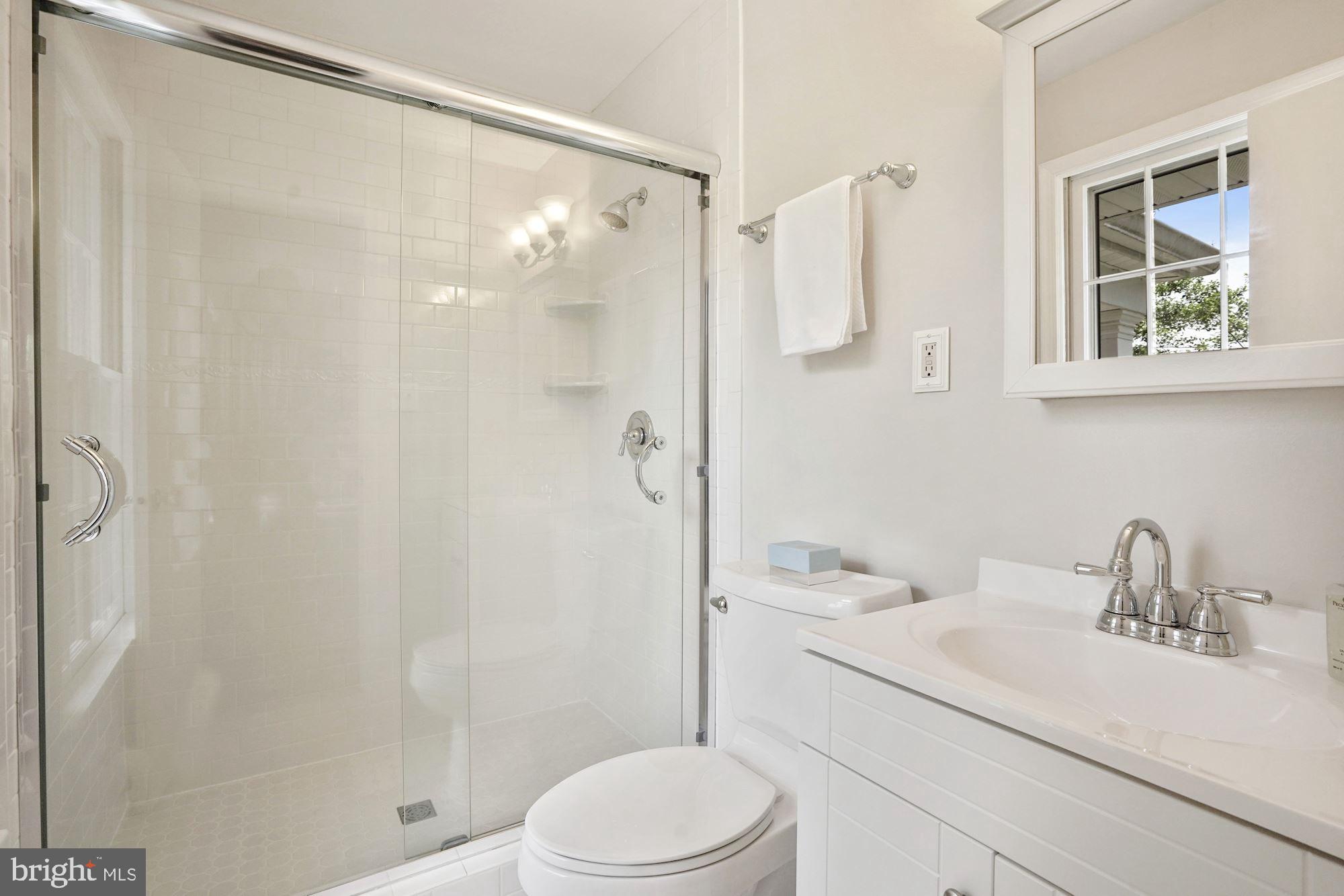 2104 Old Stage Road Alexandria, VA 22308 - Photo 23 of 39 Renovated bath in Primary bedroom