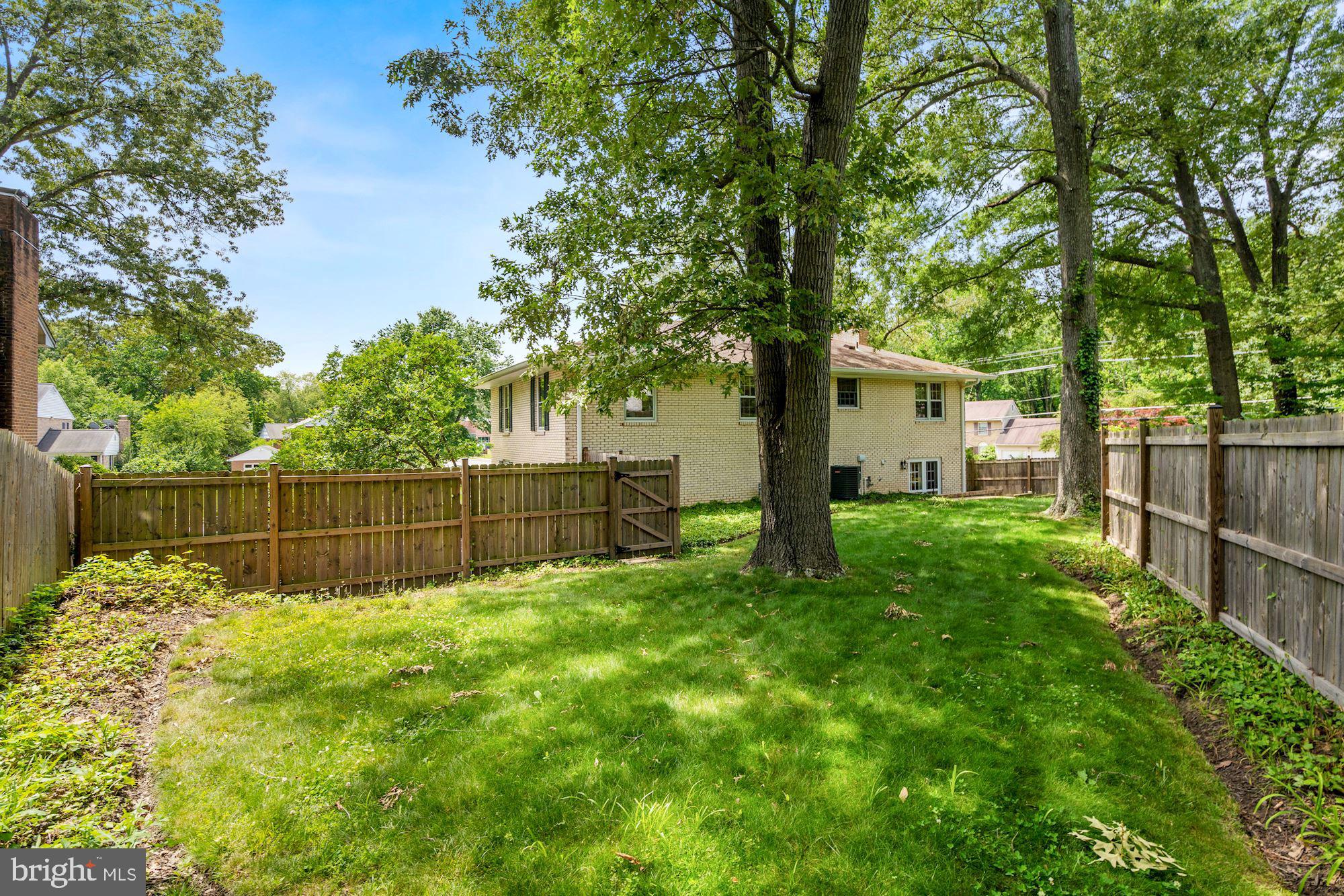 2104 Old Stage Road Alexandria, VA 22308 - Photo 35 of 39 Large, fully fenced, flat yard w/side patio