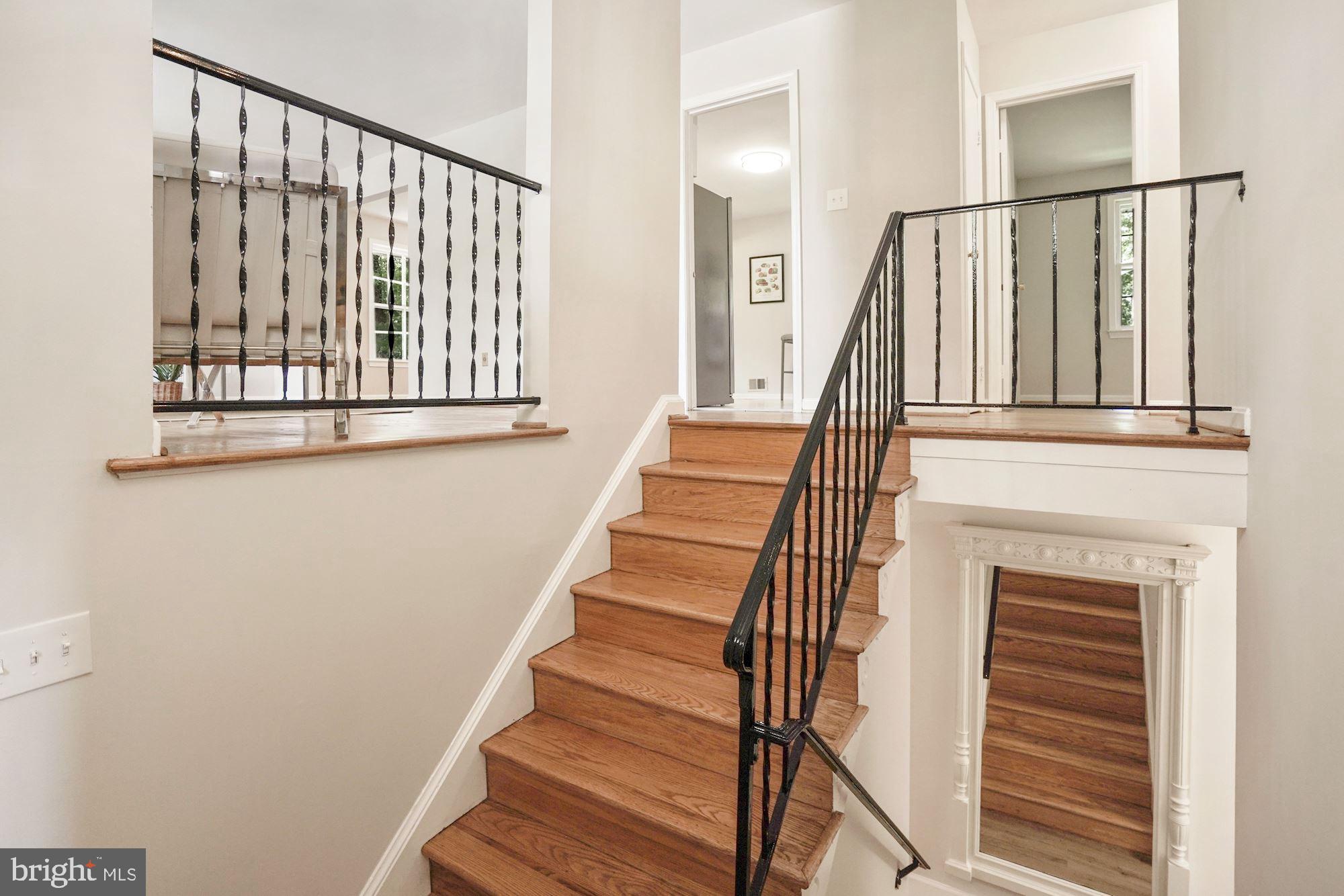 Open Entry Foyer