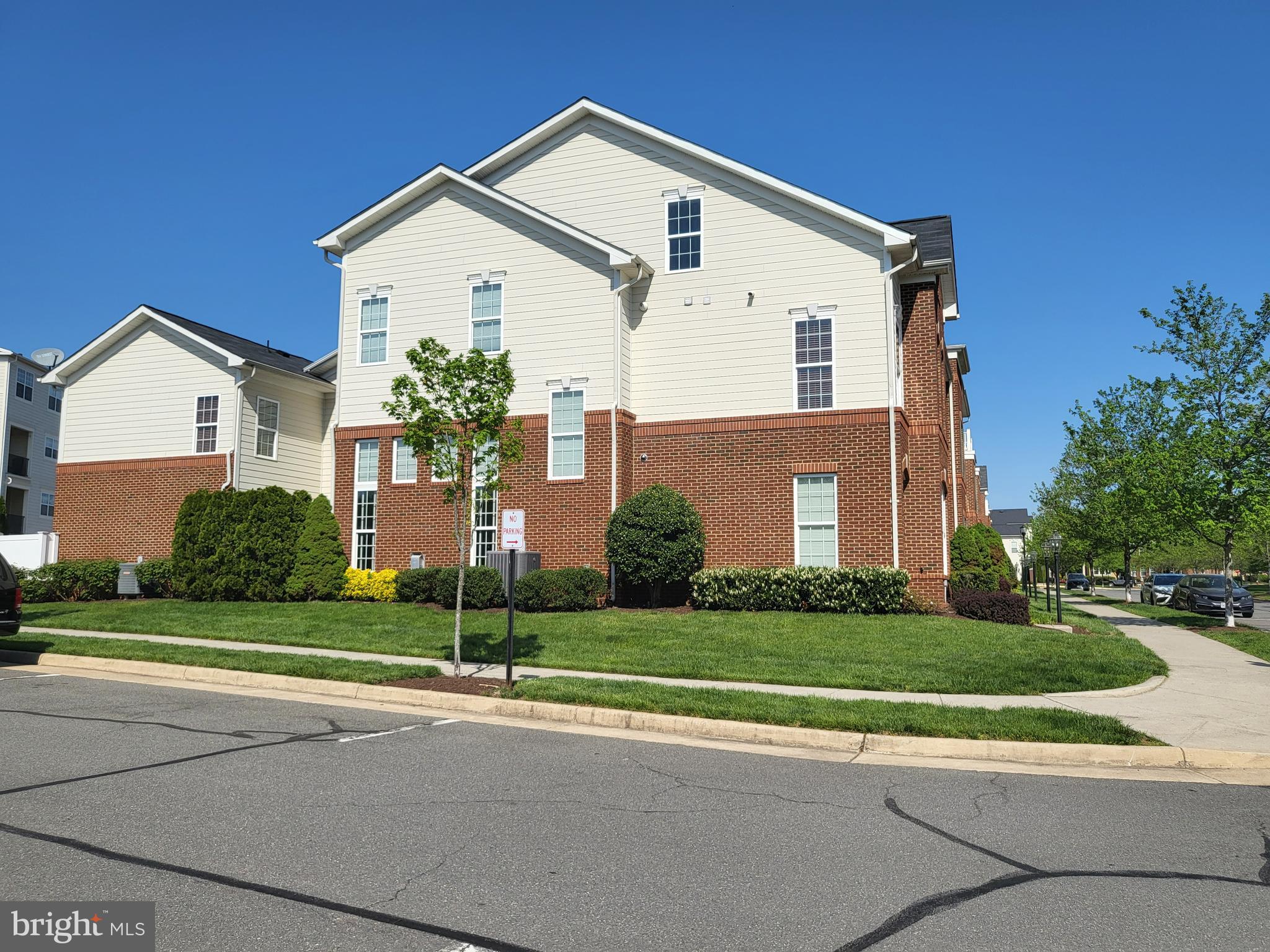 19440 Front Street Leesburg, VA 20176 - Photo 2 of 23