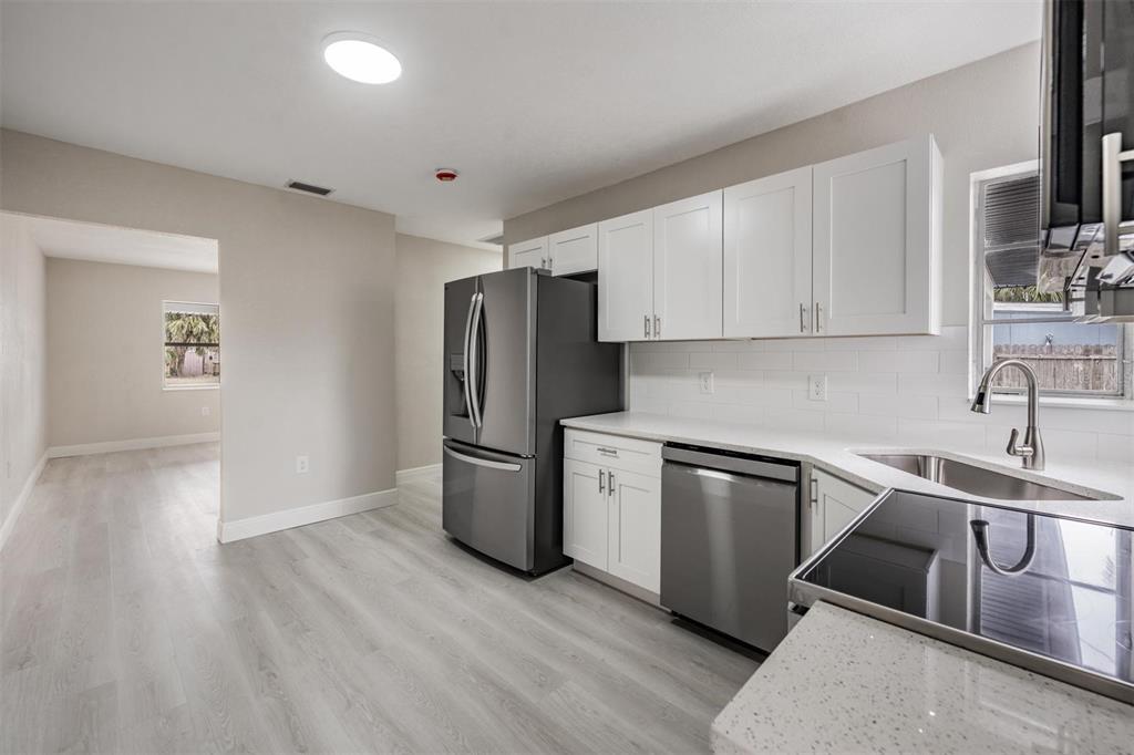 14040 Miramar Avenue Madeira Beach, FL 33708 - Photo 11 of 36