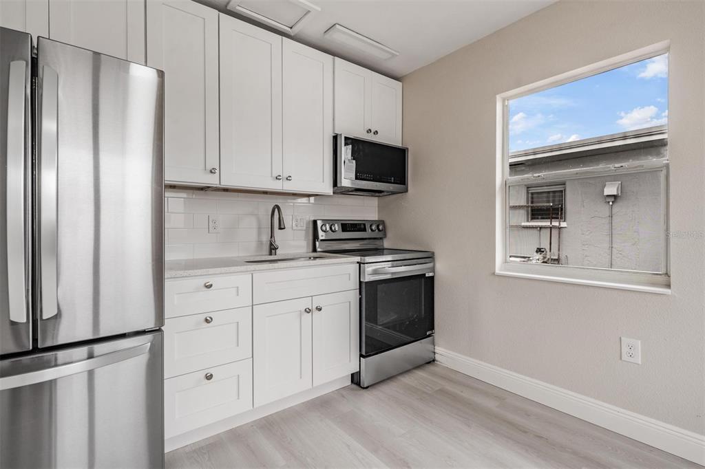 14040 Miramar Avenue Madeira Beach, FL 33708 - Photo 16 of 36