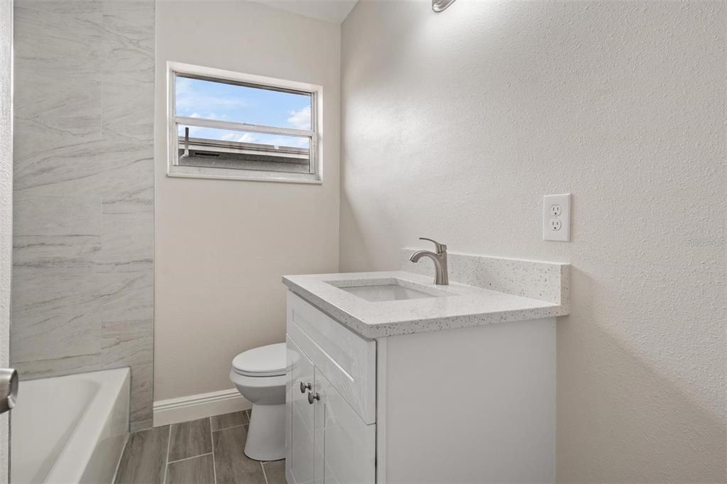 14040 Miramar Avenue Madeira Beach, FL 33708 - Photo 17 of 36