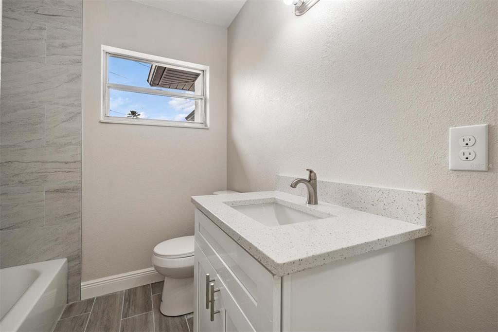 14040 Miramar Avenue Madeira Beach, FL 33708 - Photo 19 of 36