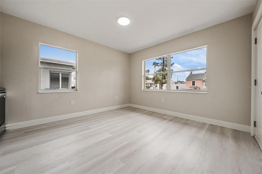 14040 Miramar Avenue Madeira Beach, FL 33708 - Photo 21 of 36