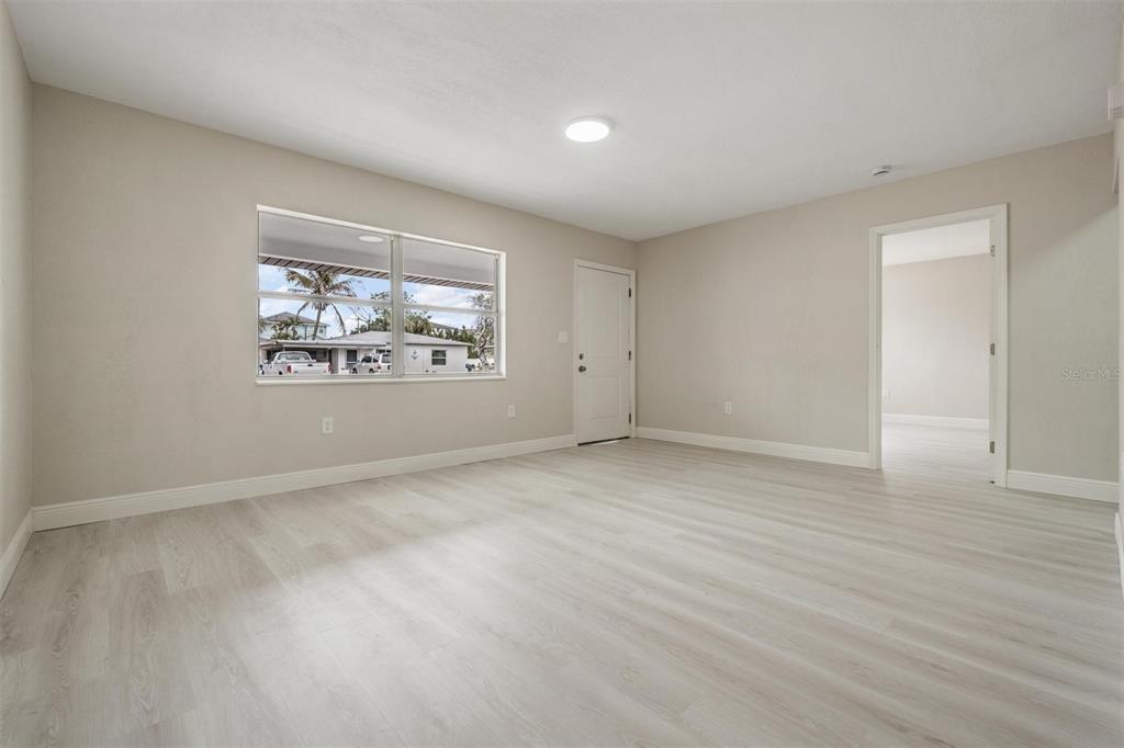 14040 Miramar Avenue Madeira Beach, FL 33708 - Photo 25 of 36