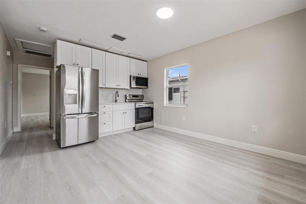 14040 Miramar Avenue Madeira Beach, FL 33708 - Photo 10 of 36