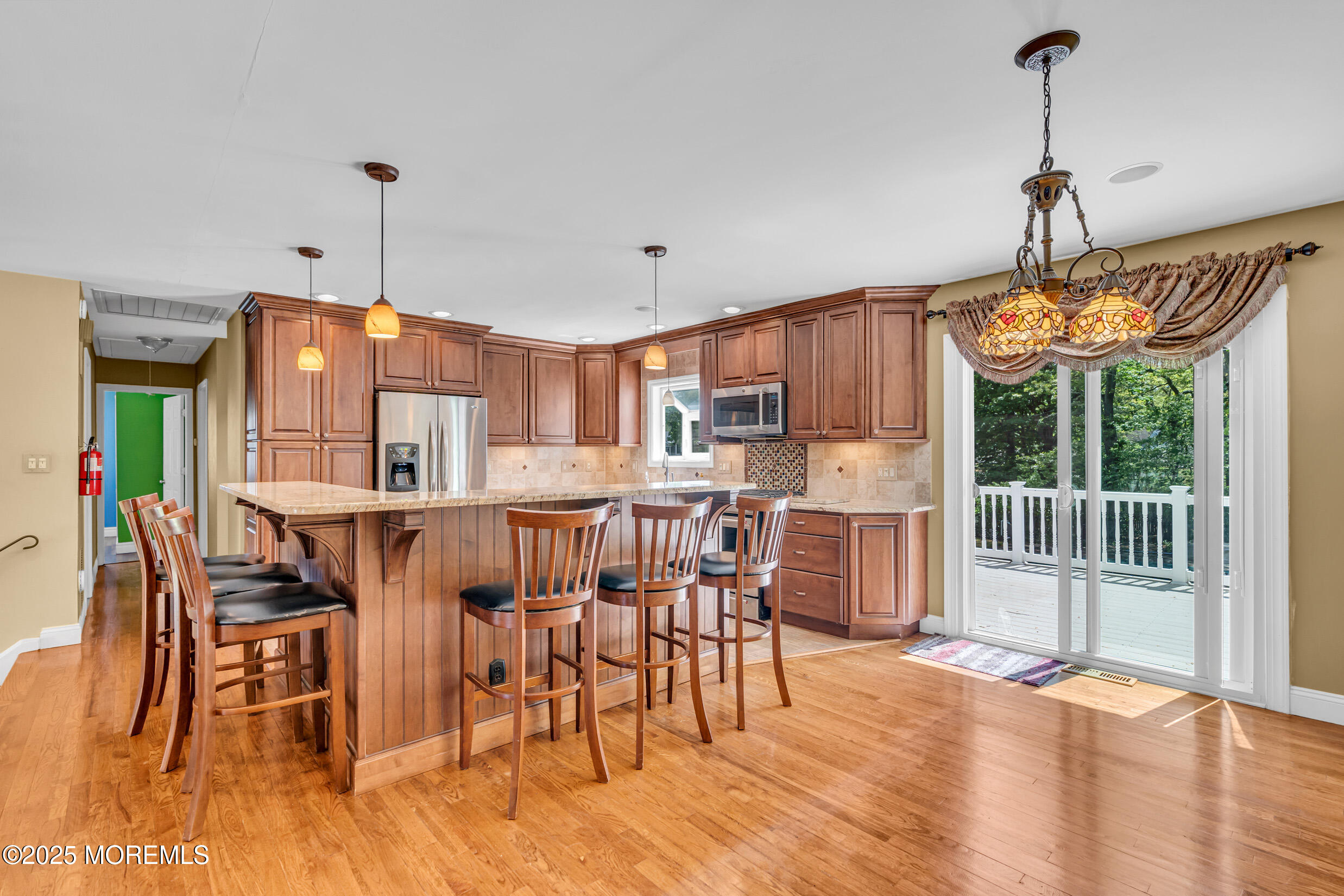 12 Windsor Road Howell, NJ 07731 - Photo 7 of 20 5 (5)