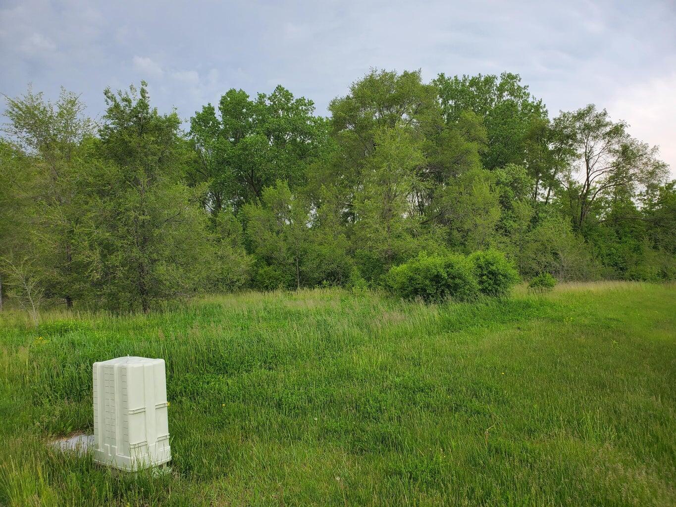 170 West Ryan Road Oak Creek, WI 53154 - Photo 3 of 6 20240520184017580857000000-o