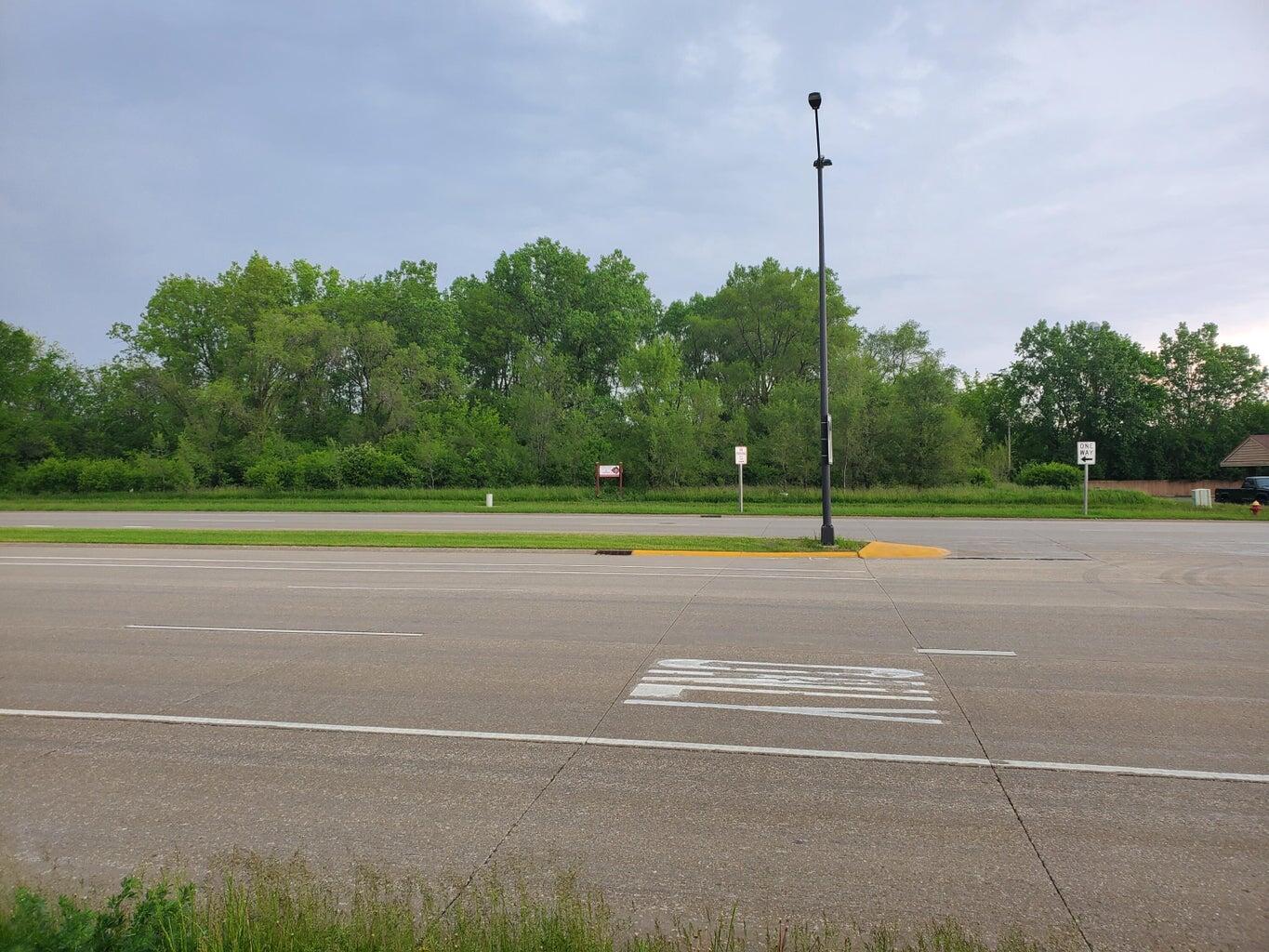 170 West Ryan Road Oak Creek, WI 53154 - Photo 6 of 6 20240520184007053083000000-o