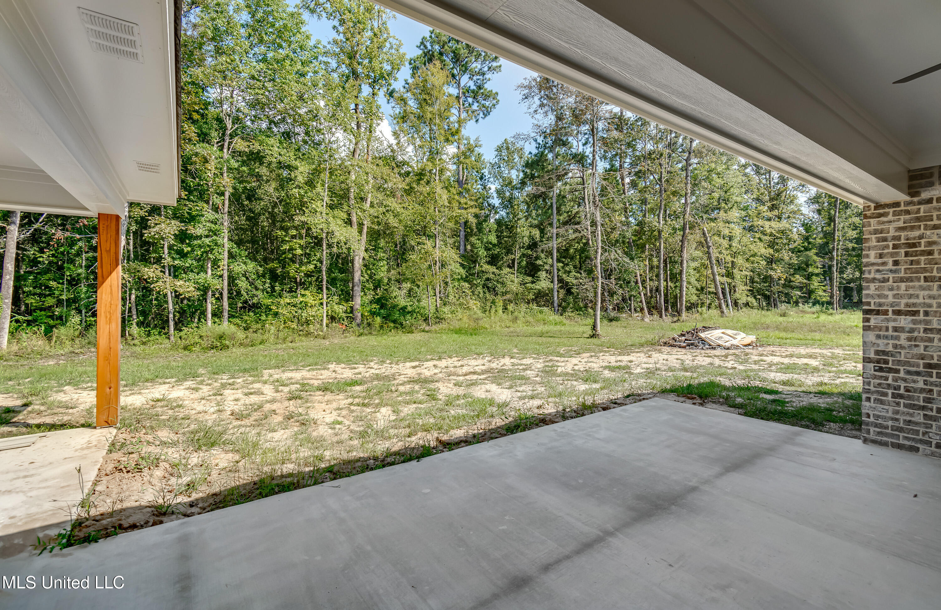 104 Shady Oaks Lane Forest, MS 39074 - Photo 15 of 61 104 Shady Oaks Lane-15
