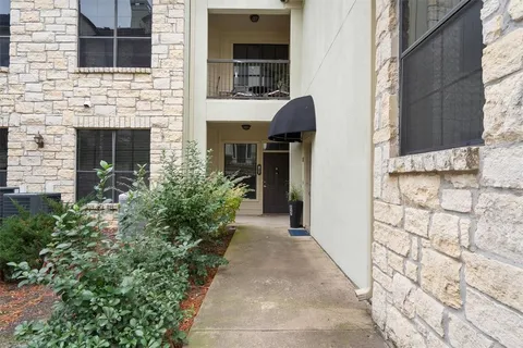 $345,000 | 7701 Rialto Boulevard, Unit 817, Austin, TX 78735