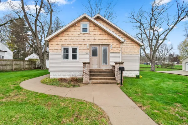 $275,000 | 90 Rippon Avenue, Hillsdale, MI 49242