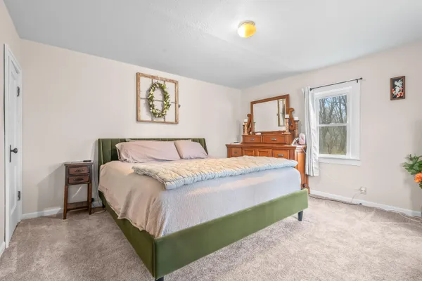 $275,000 | 90 Rippon Avenue, Hillsdale, MI 49242