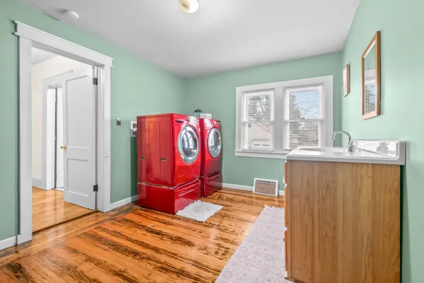 $275,000 | 90 Rippon Avenue, Hillsdale, MI 49242