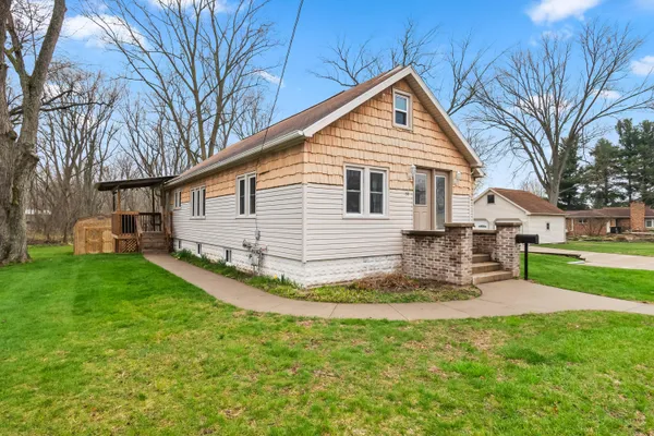 $275,000 | 90 Rippon Avenue, Hillsdale, MI 49242