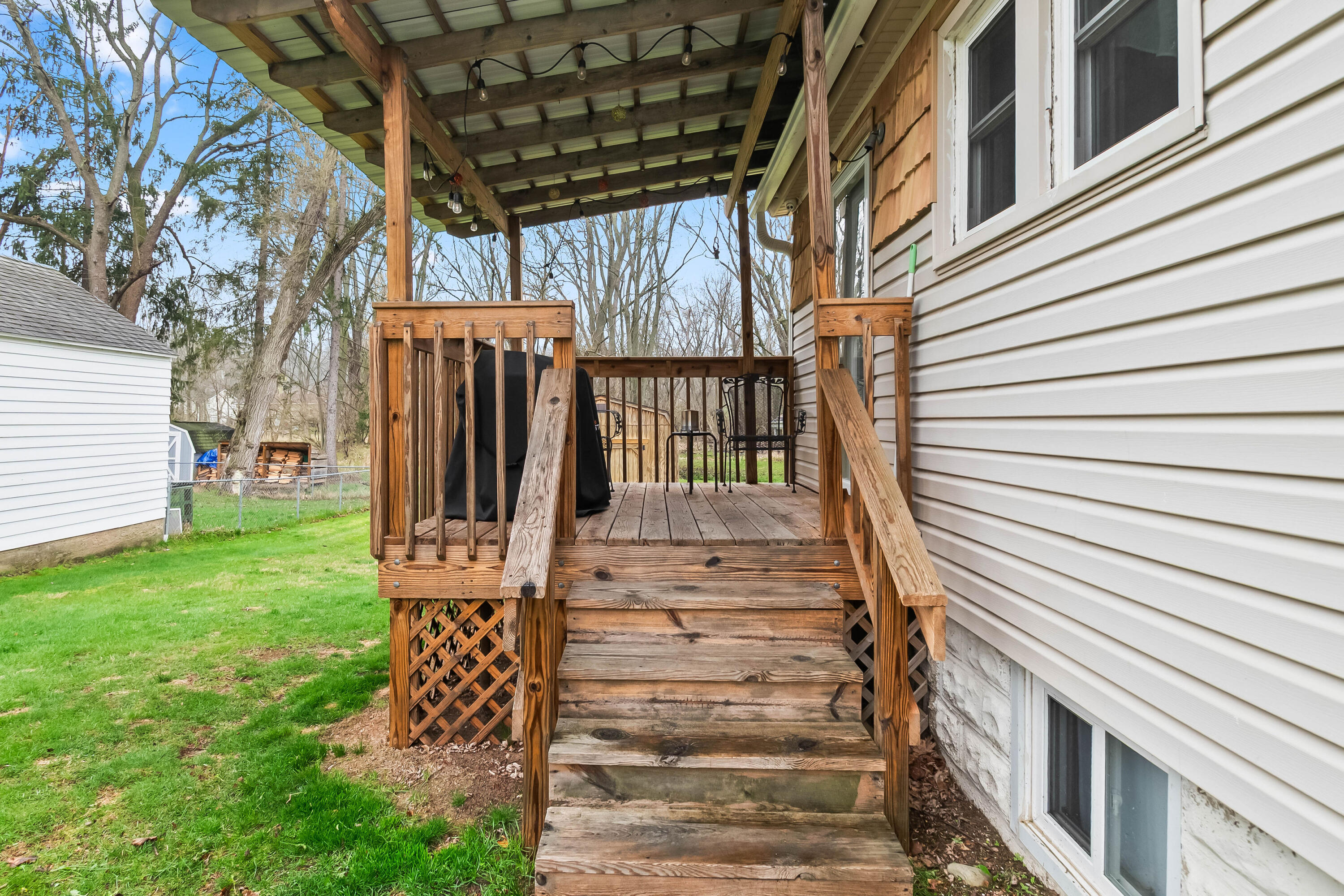 90 Rippon Avenue Hillsdale, MI 49242 - Photo 24 of 44 22