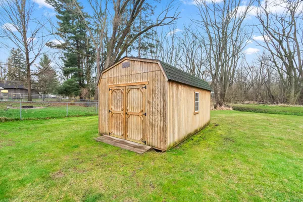$275,000 | 90 Rippon Avenue, Hillsdale, MI 49242