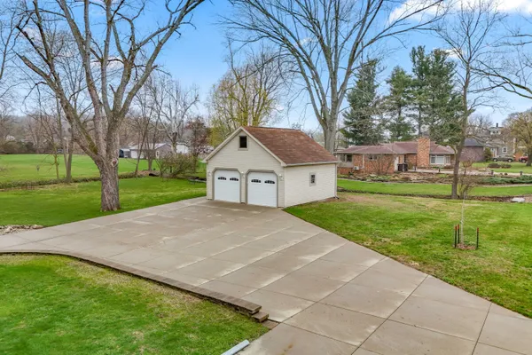 $275,000 | 90 Rippon Avenue, Hillsdale, MI 49242