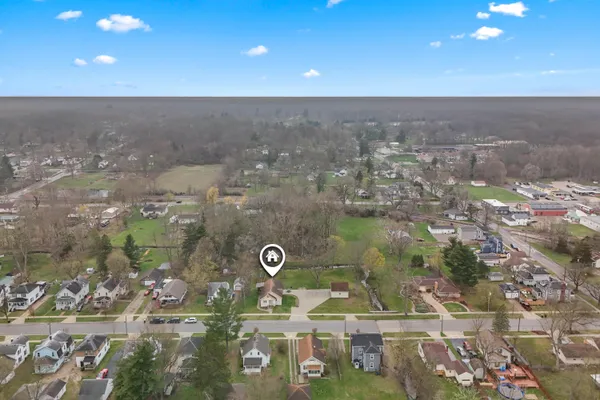$275,000 | 90 Rippon Avenue, Hillsdale, MI 49242
