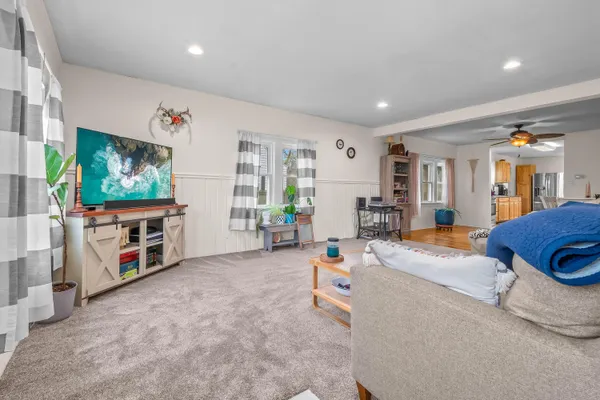 $275,000 | 90 Rippon Avenue, Hillsdale, MI 49242