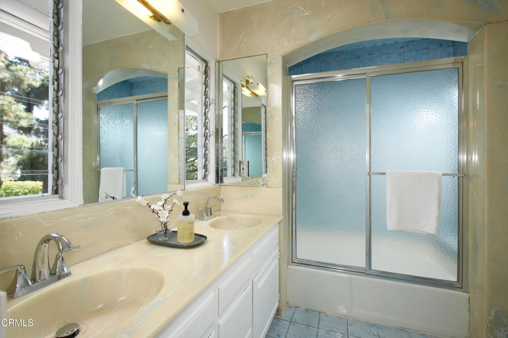 8660 Apperson Street Los Angeles, CA 91040 - Photo 36 of 58 37