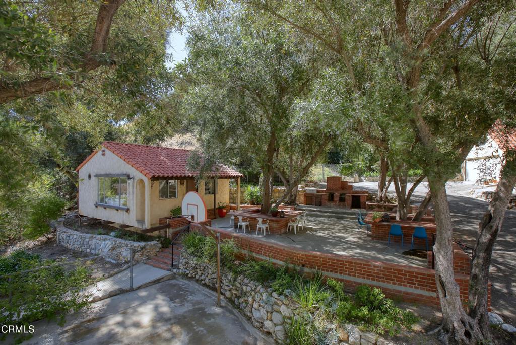 8660 Apperson Street Los Angeles, CA 91040 - Photo 39 of 58 40