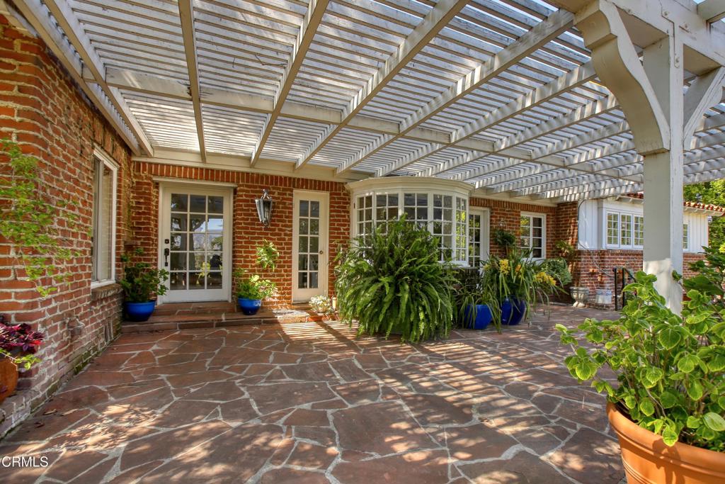 8660 Apperson Street Los Angeles, CA 91040 - Photo 7 of 58 7