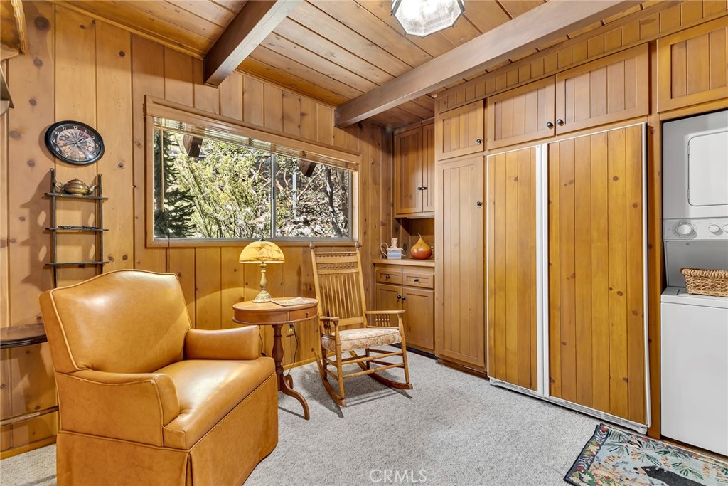 25300 Pine Crest Avenue Idyllwild, CA 92549 - Photo 26 of 75 Bonus room with Laundry