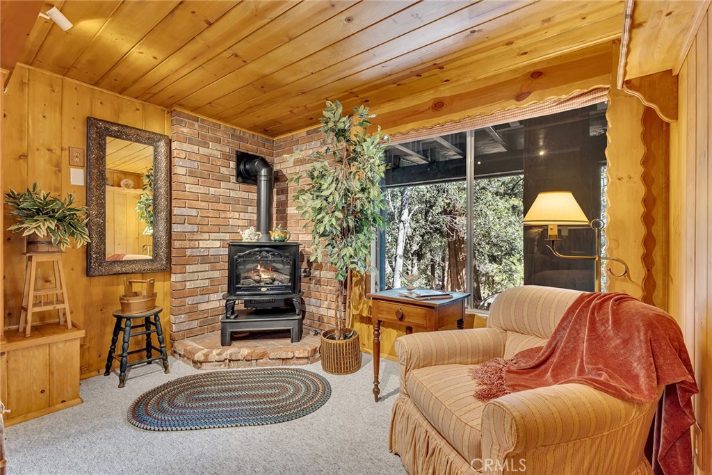 25300 Pine Crest Avenue Idyllwild, CA 92549 - Photo 53 of 75 Primary bedroom sitting area.