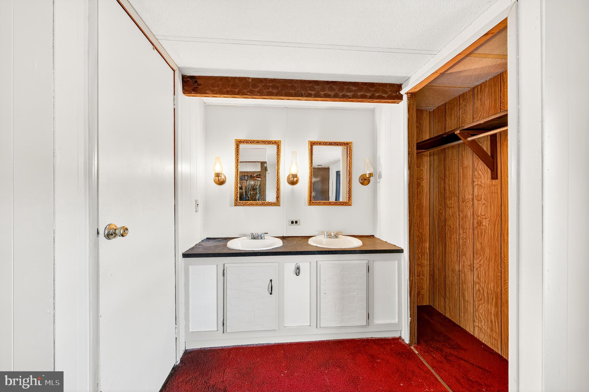 8220 Airport Road, Unit 4 Bath, PA 18014 - Photo 17 of 28